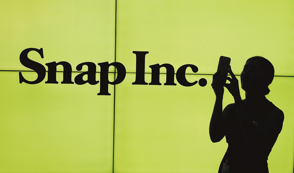 إيرادات «سناب» الفصلية تقفز 15% إلى 1.37 مليار دولار